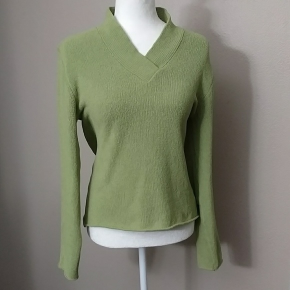 Prana Sweaters - Prana Lime "Breathe" Polyester V-neck Top - XL